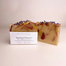 Load image into Gallery viewer, THE SOAP BAR- SPRING FLOWERS

