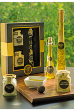 Load image into Gallery viewer, Ogilvie &amp; Co.- GOLDEN TRUFFLE OIL 200ml
