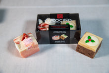 Load image into Gallery viewer, Cococino- XMAS DUO- CHRISTMAS PUDDING FUDGE &amp; CANDY CANE FUDGE
