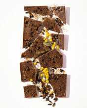 Load image into Gallery viewer, Melbourne Bushfood- WATTLESEED CRUNCH MILK CHOCOLATE
